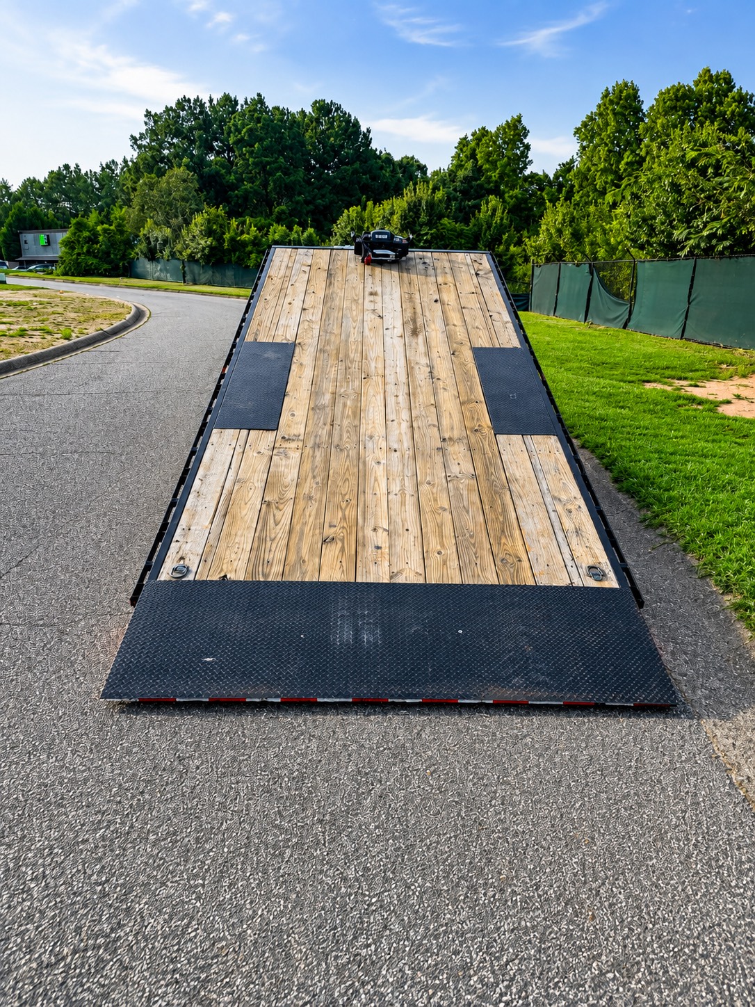 22' Deckover Tilt thumbnail 5