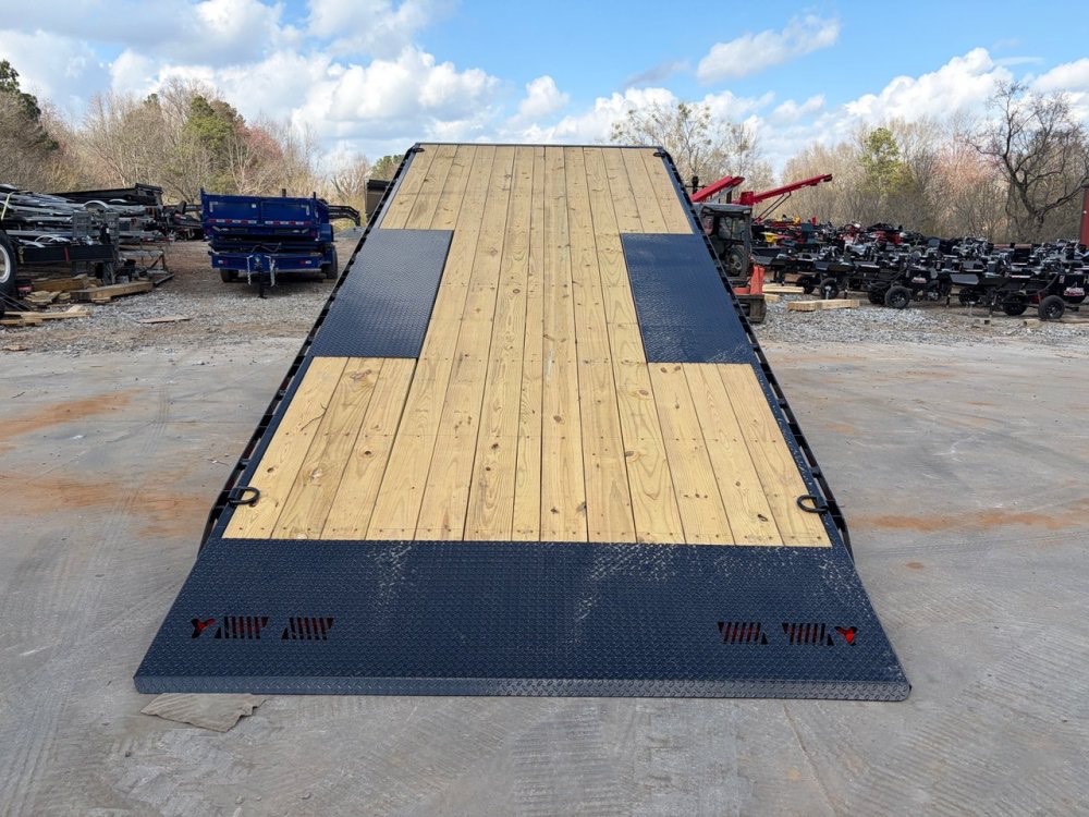 8.5x24 IronBull Deckover Tilt thumbnail 9