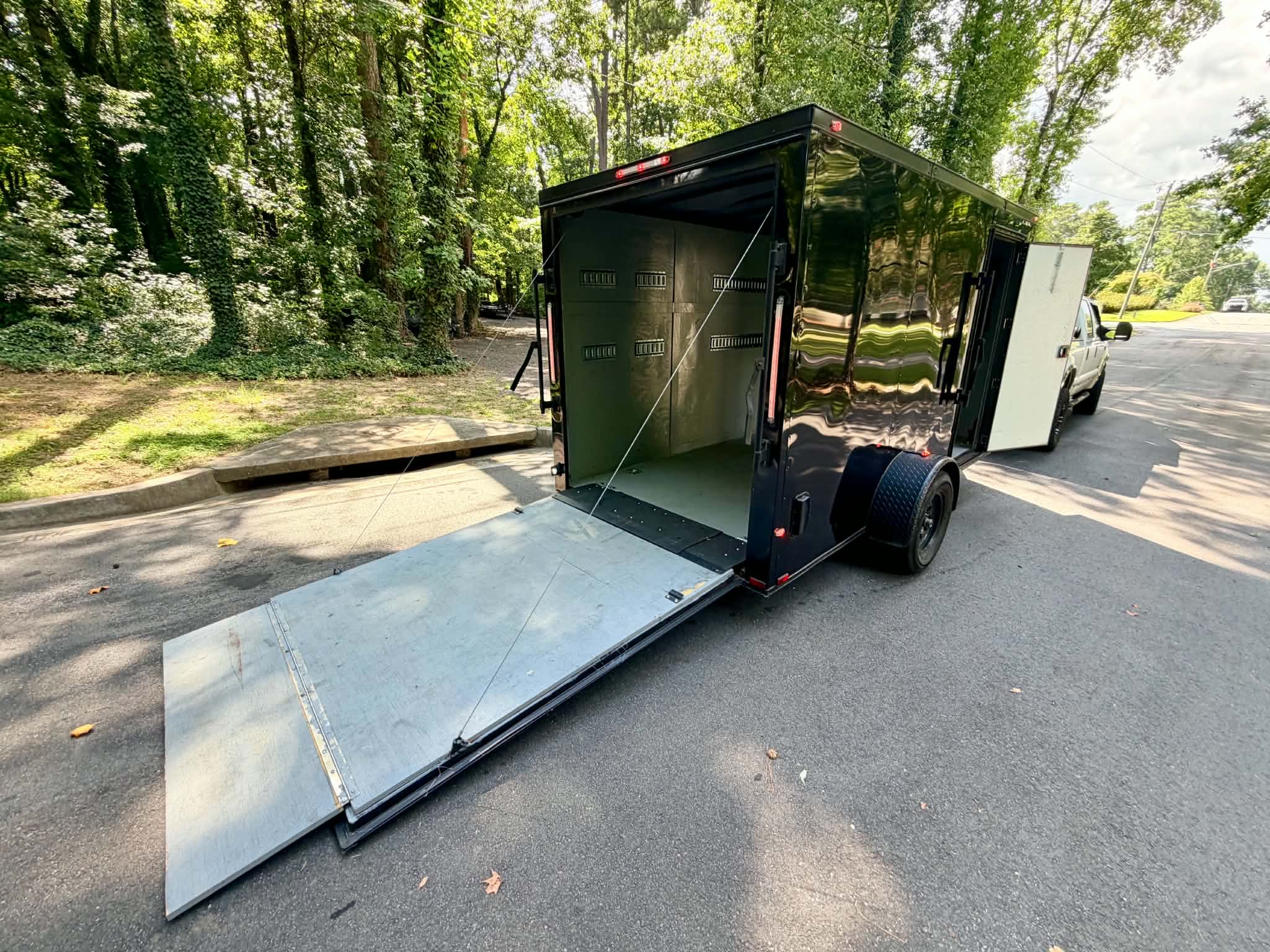 6x12 Enclosed Trailer thumbnail 7