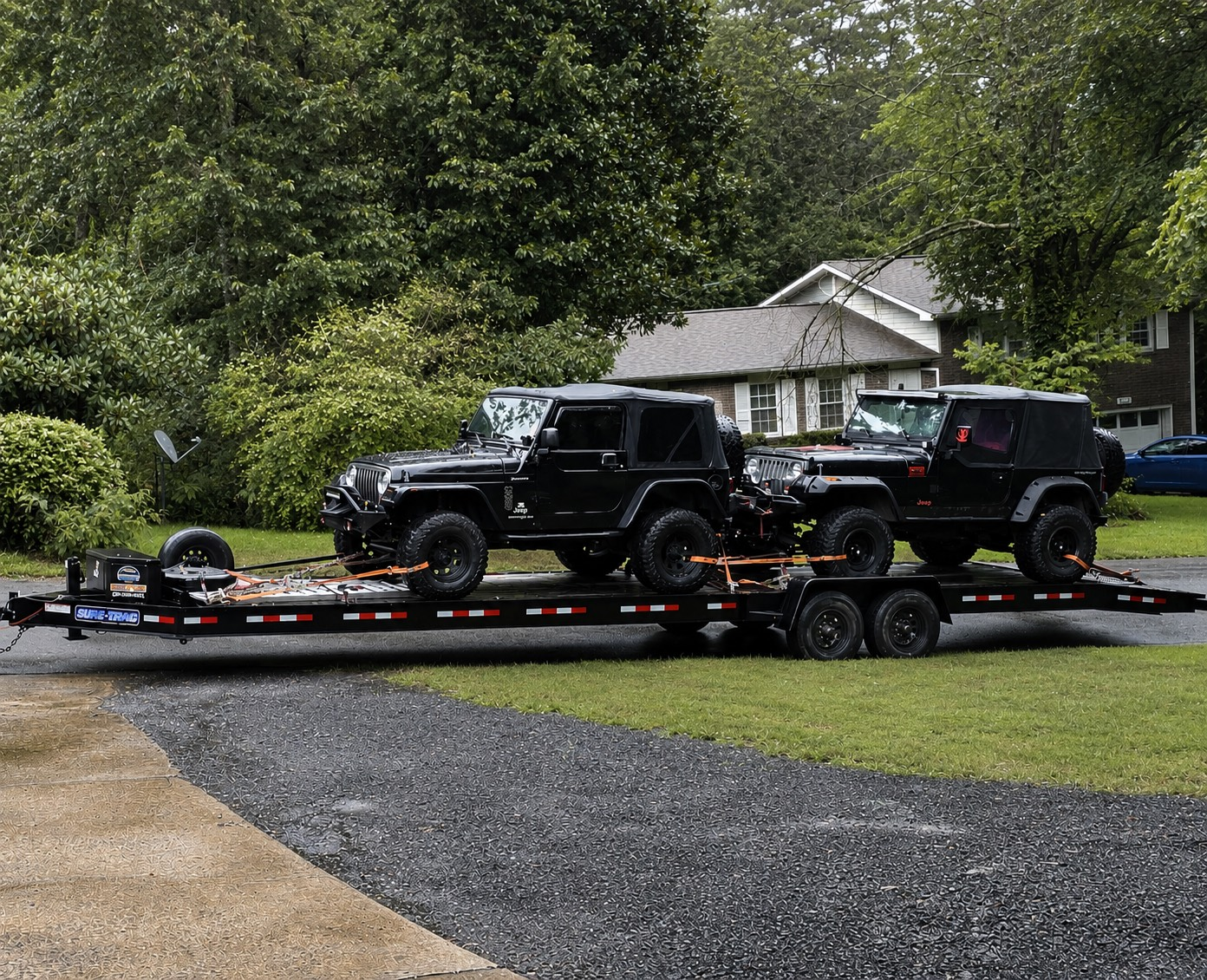 2025 Triple Crown 7x36' Two Car Hauler - Image 1